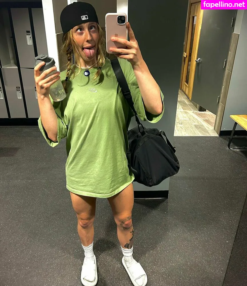 animebarbiexo, cougarlicious4cubs, lolcaughtureye Nude Leaked OnlyFans Photo #sulmKXYoNM