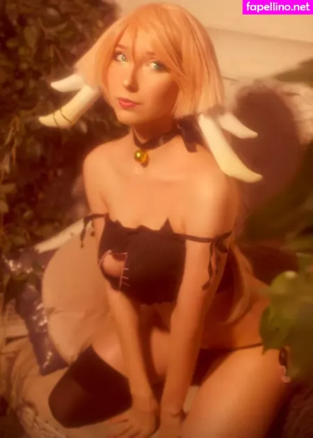 Loli Molly OnlyFans Thumbnail #UwB0rONVbs