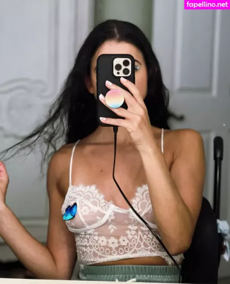 Lolita Milena OnlyFans Thumbnail #Jnvxyzp3tM
