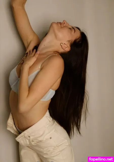 Lolla Dolson OnlyFans Thumbnail #QmzreqfIDP