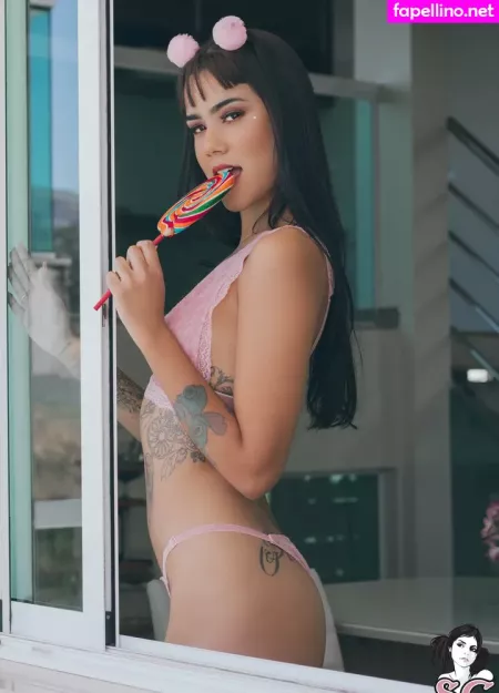 Lolla Sg OnlyFans Thumbnail #h9KuE0lCVR