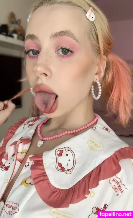 Lollaholy OnlyFans Thumbnail #4BjY7zEryA