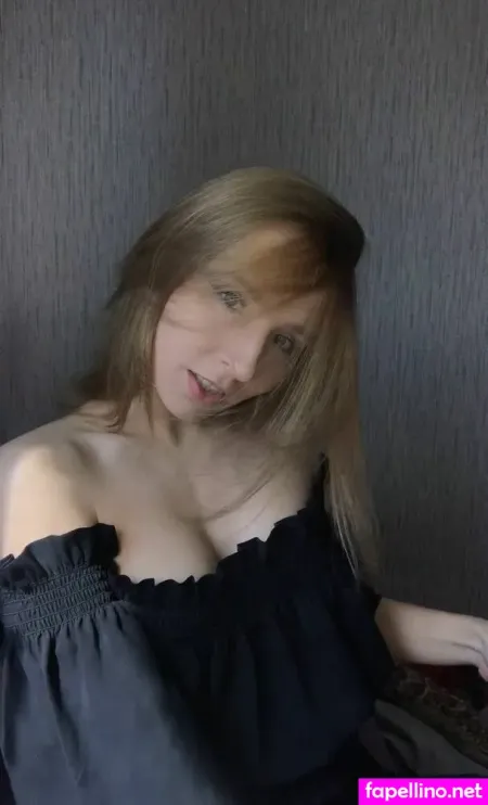 Lolli Dream OnlyFans Thumbnail #yTKk0yWixA