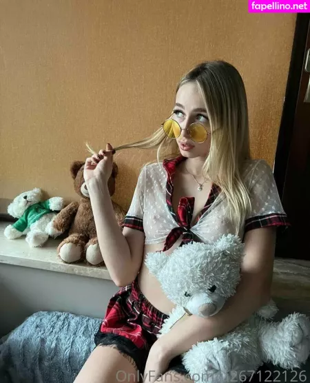 Lolly Christal Priv OnlyFans Thumbnail #RDKlr7iJdO
