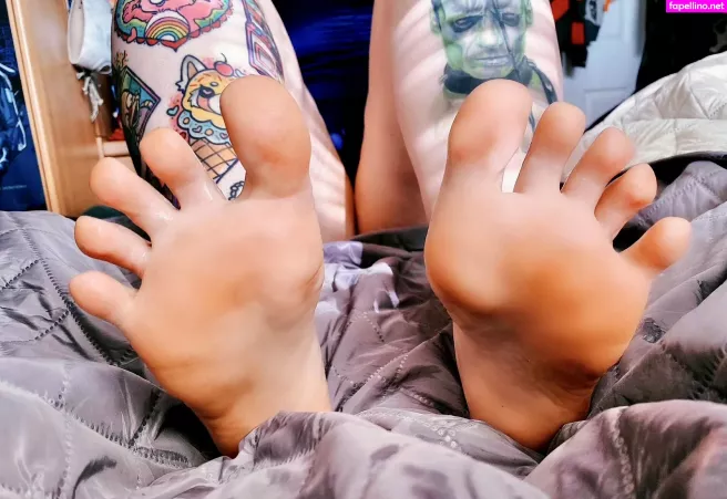 Lolly Dreadful OnlyFans Thumbnail #TDyxJUxFtu