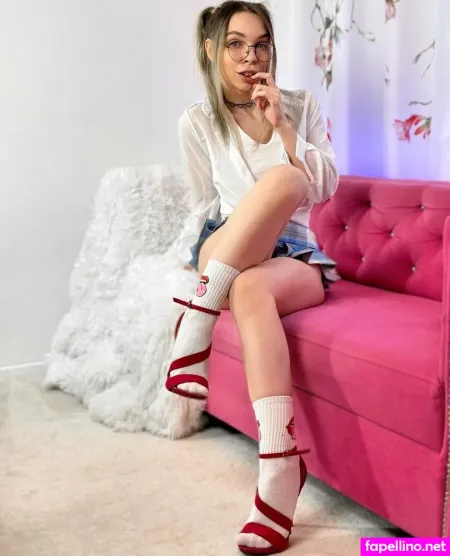 Lolly Holly OnlyFans Thumbnail #yhM0aQtKha