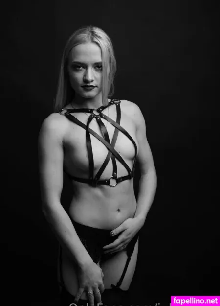 Lolly Jully X OnlyFans Thumbnail #9tjg60OUYt