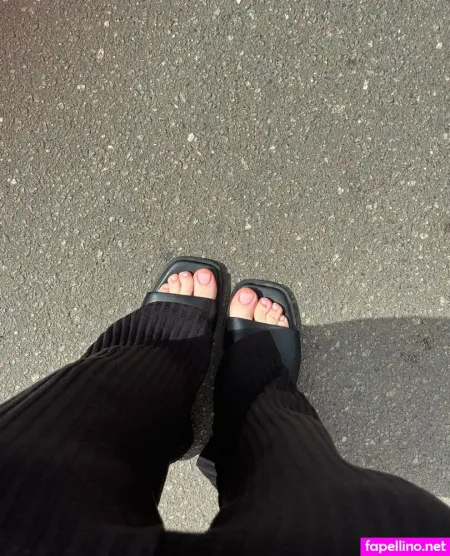 Lolly Kinks Main Profile Photo