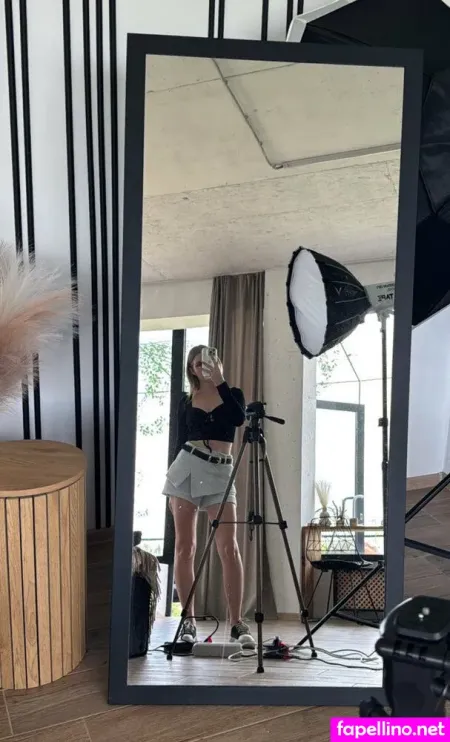 Lolly Kinks OnlyFans Thumbnail #DKMBkCKJ4e