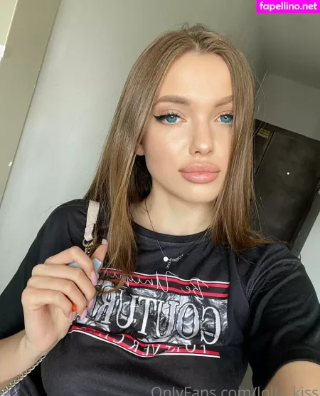 Lolly Kiss OnlyFans Thumbnail #MiL2VvhXvq
