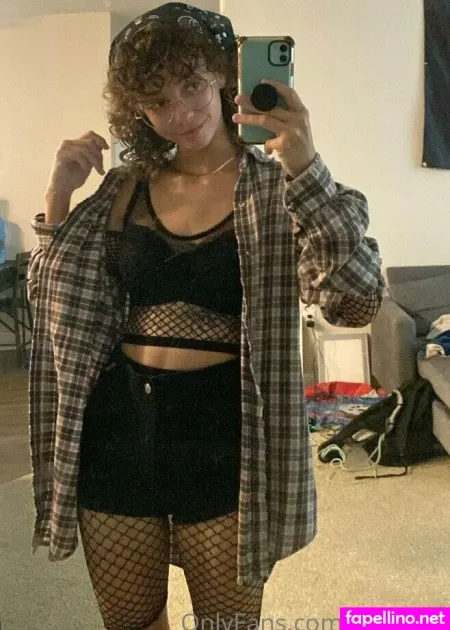 Lollyp0p OnlyFans Thumbnail #v2LcAN3oVU