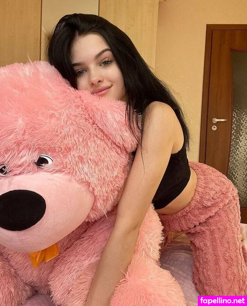 lolavioletavivero, lollyvioleta Nude Leaked OnlyFans Photo #Hfjia4zmx5