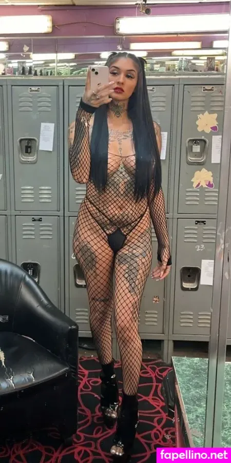 Lolo Yummm OnlyFans Thumbnail #NmxZPUTFBC