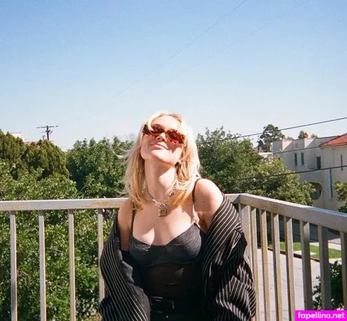 Lolo Zouai OnlyFans Thumbnail #oLP2P69K22