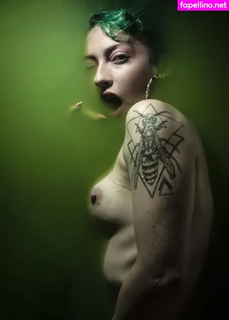 Lolobrow OnlyFans Thumbnail #biFgctpbGn