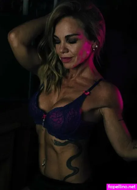 Lolopaola OnlyFans Thumbnail #GLLsahAAPo