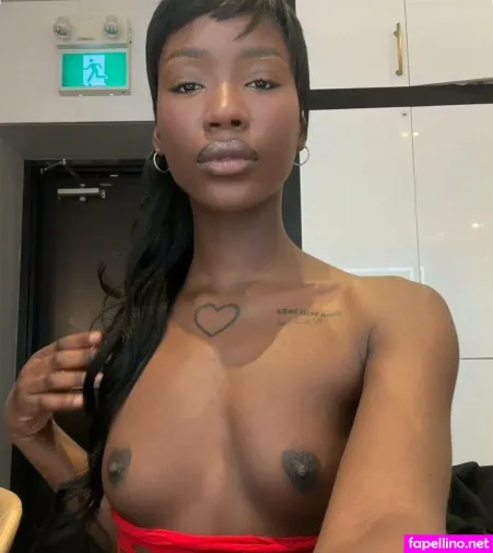 Lomlzara OnlyFans Thumbnail #43DmrTIvjj