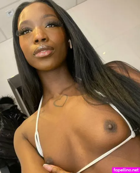 Lomlzara OnlyFans Thumbnail #T0NEV4ixJf