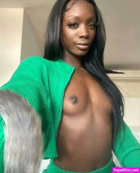 Lomlzara OnlyFans Thumbnail #jaNxTXlqTQ