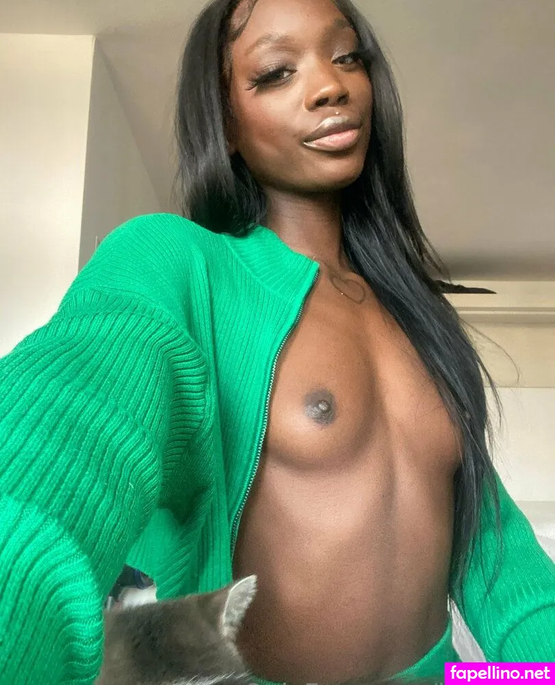Zara, lomlzara, officialzara_shandy Nude Leaked OnlyFans Photo #v6r8AFiA7Z