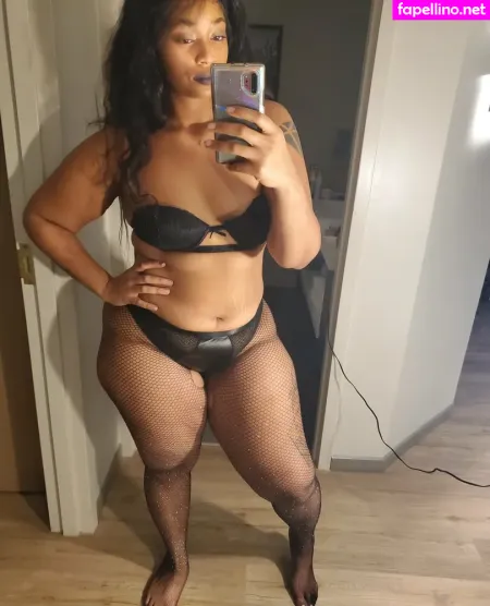 London Gold OnlyFans Thumbnail #f7YiiIojEC