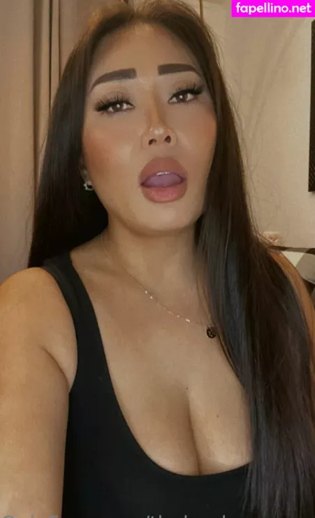 London Monroe OnlyFans Thumbnail #4n2YHGDXdA