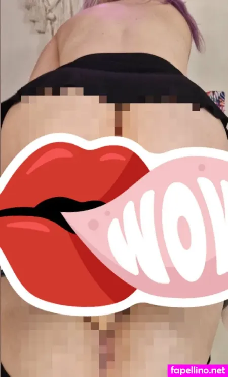 Lonelygamergal OnlyFans Thumbnail #p1K7dhByvj