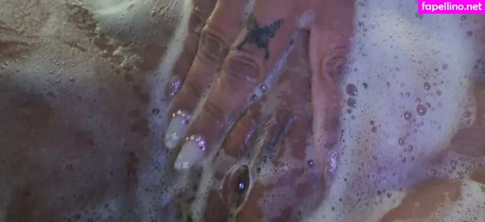 Lonelygirljules OnlyFans Thumbnail #EjQvITp1Ch