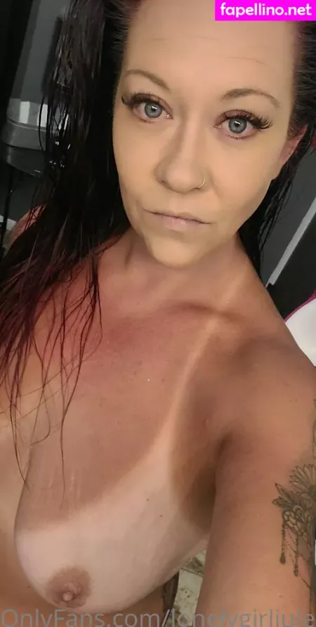 Lonelygirljules OnlyFans Thumbnail #cmWqlYDDmV