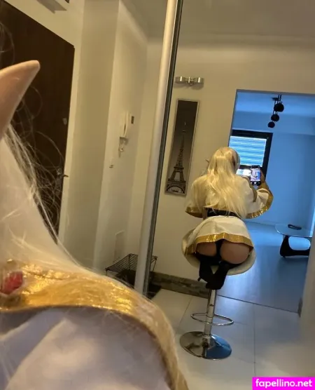 Lonelylunavip OnlyFans Thumbnail #YurZc7K7Le