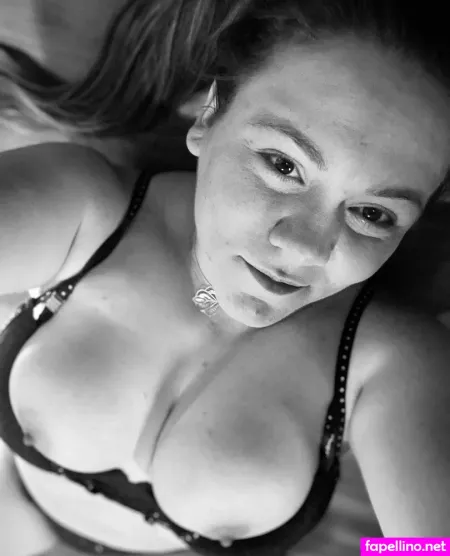 Lonemiss OnlyFans Thumbnail #Oz1o9aMRRO