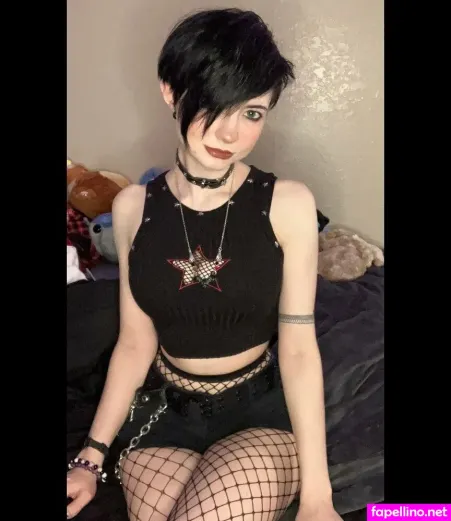Lonesomemuse OnlyFans Thumbnail #xugQkaOWS9