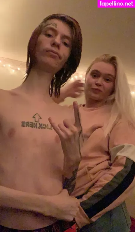 Long Neck OnlyFans Thumbnail #MK4NdFcmHL