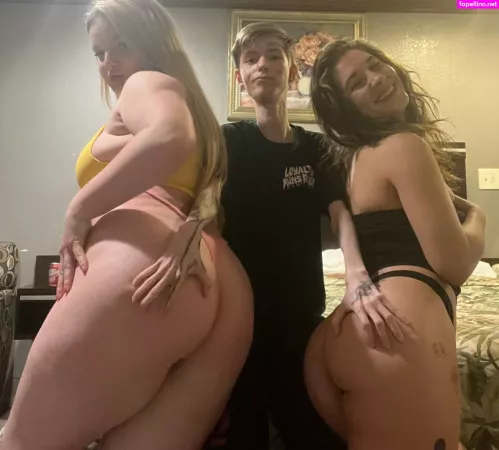 Long Neck OnlyFans Thumbnail #Q64l5NHcQ7