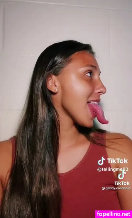 Long Tongue Fetish OnlyFans Thumbnail #DUToMM64ce