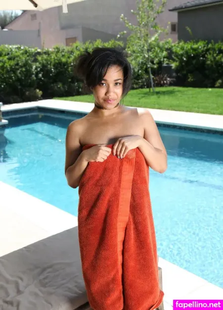 Loni Legend OnlyFans Thumbnail #L2SWA1zh4w