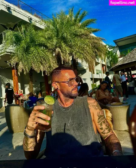 Loohoodz OnlyFans Thumbnail #497UAJ6TB7