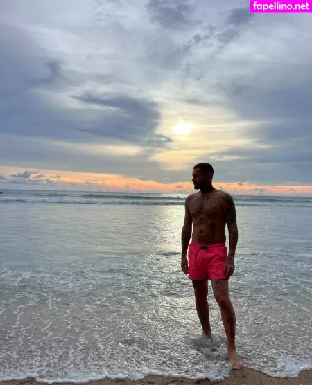 Loohoodz OnlyFans Thumbnail #DcrqV2CwgM