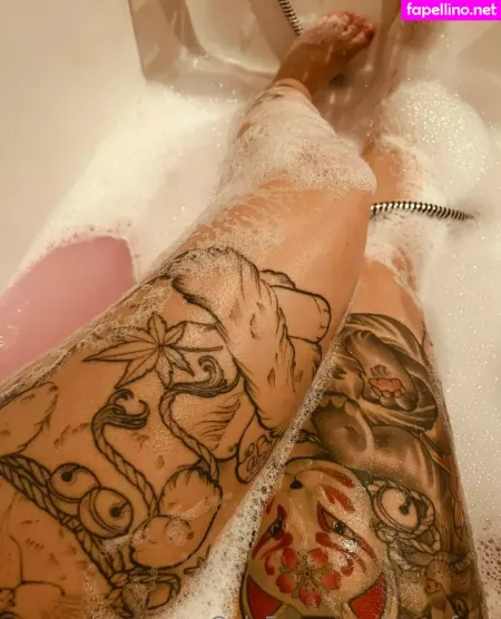 Loonafree OnlyFans Thumbnail #9InCg8lteP