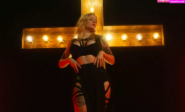 Loonafree OnlyFans Thumbnail #gCi3swTiv5