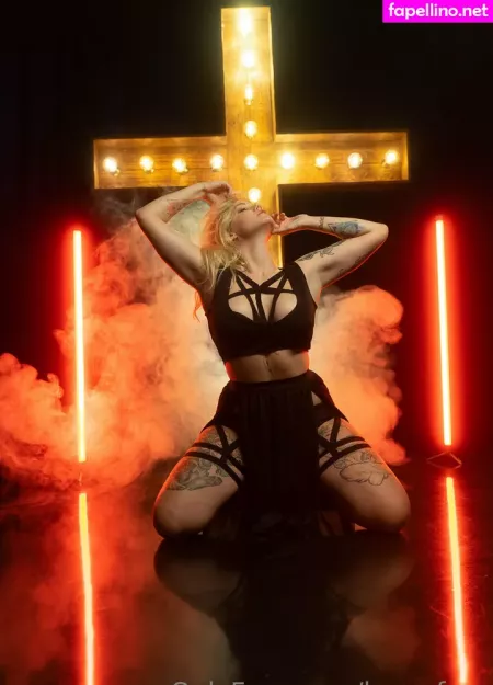 Loonafree OnlyFans Thumbnail #teZl4IpHe8