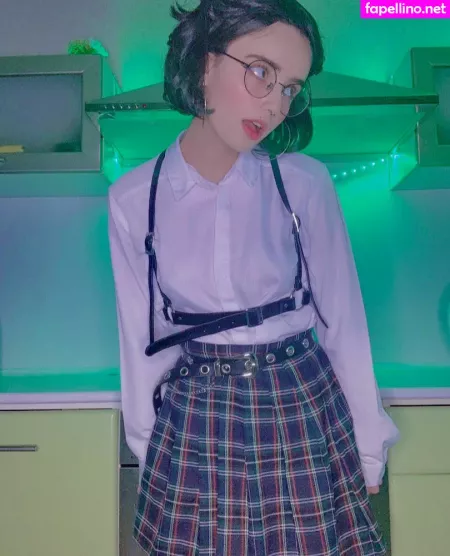 Loonassoftfeet OnlyFans Thumbnail #cNx3gmB1ql