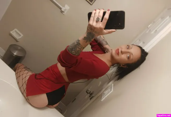 Looneyy OnlyFans Thumbnail #5SWzRR3G2E