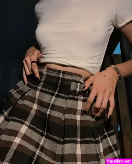 Loopsie Loopsieart OnlyFans Thumbnail #9vfz3fViTo