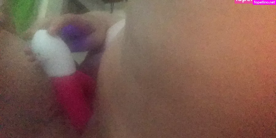 Loplainloxo OnlyFans Thumbnail #2PxWyuH2t2