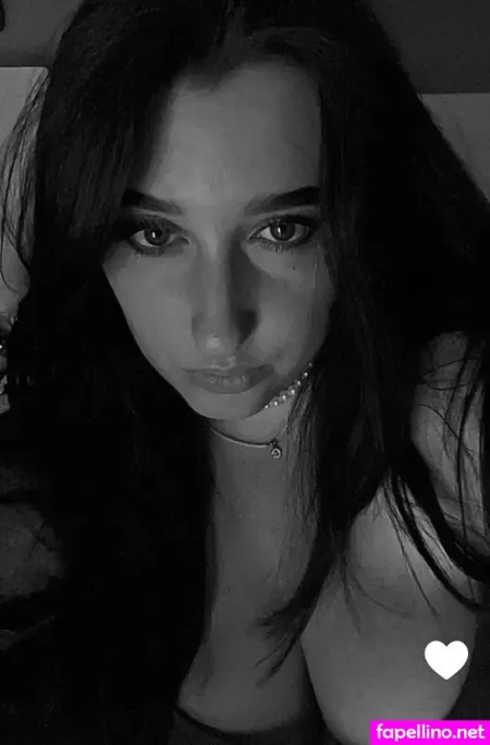 Lora Laura 08642 OnlyFans Thumbnail #AO3pMdiMJZ