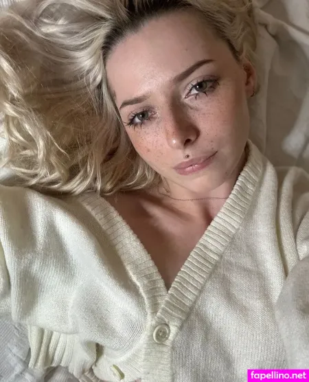Loraelfgirl OnlyFans Thumbnail #WlORlGS1M7