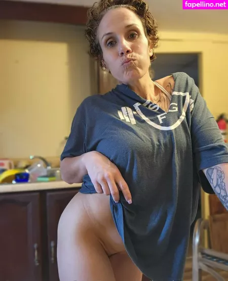 Lorainethroats OnlyFans Thumbnail #2f34JtrQLr