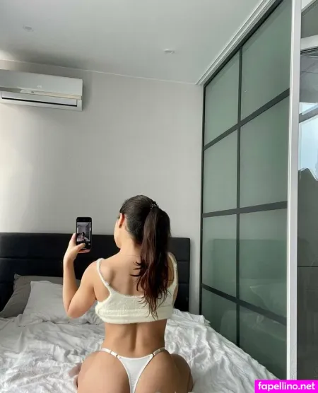 Loralorii OnlyFans Thumbnail #krj52GUZn2