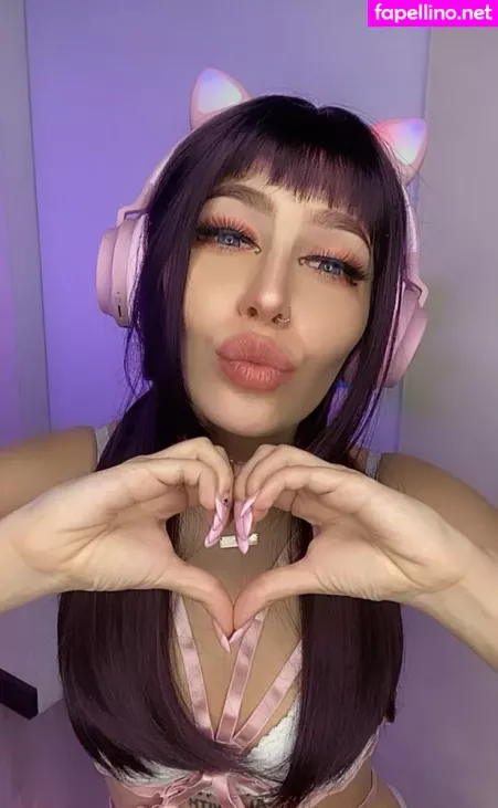 Loralvova OnlyFans Thumbnail #Y2MKimB7Tw